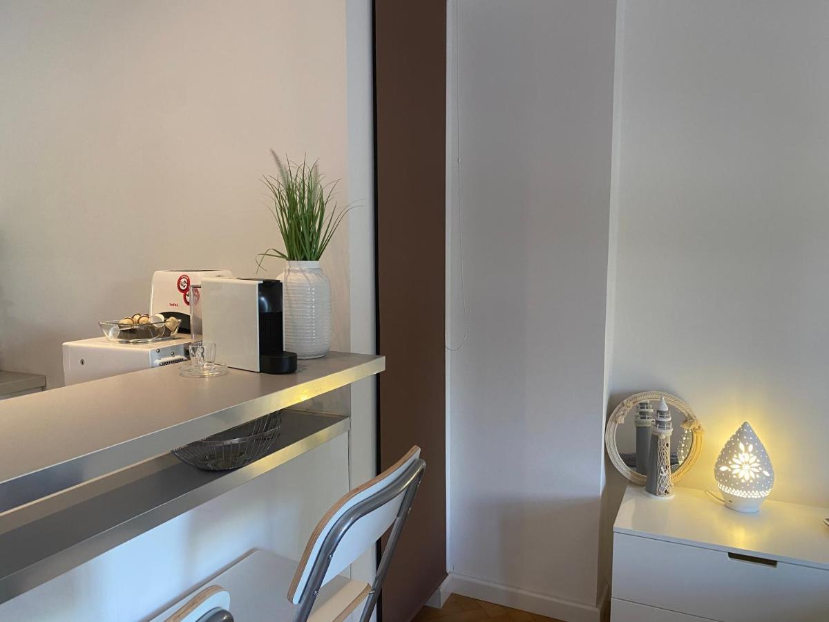 Blue Port Apartment In Ujlipotvaros With Free Parking Budapest Extérieur photo